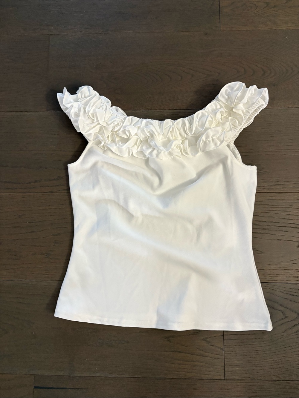 Suzy Shier gorgeous ruffled white tank top MED NWT